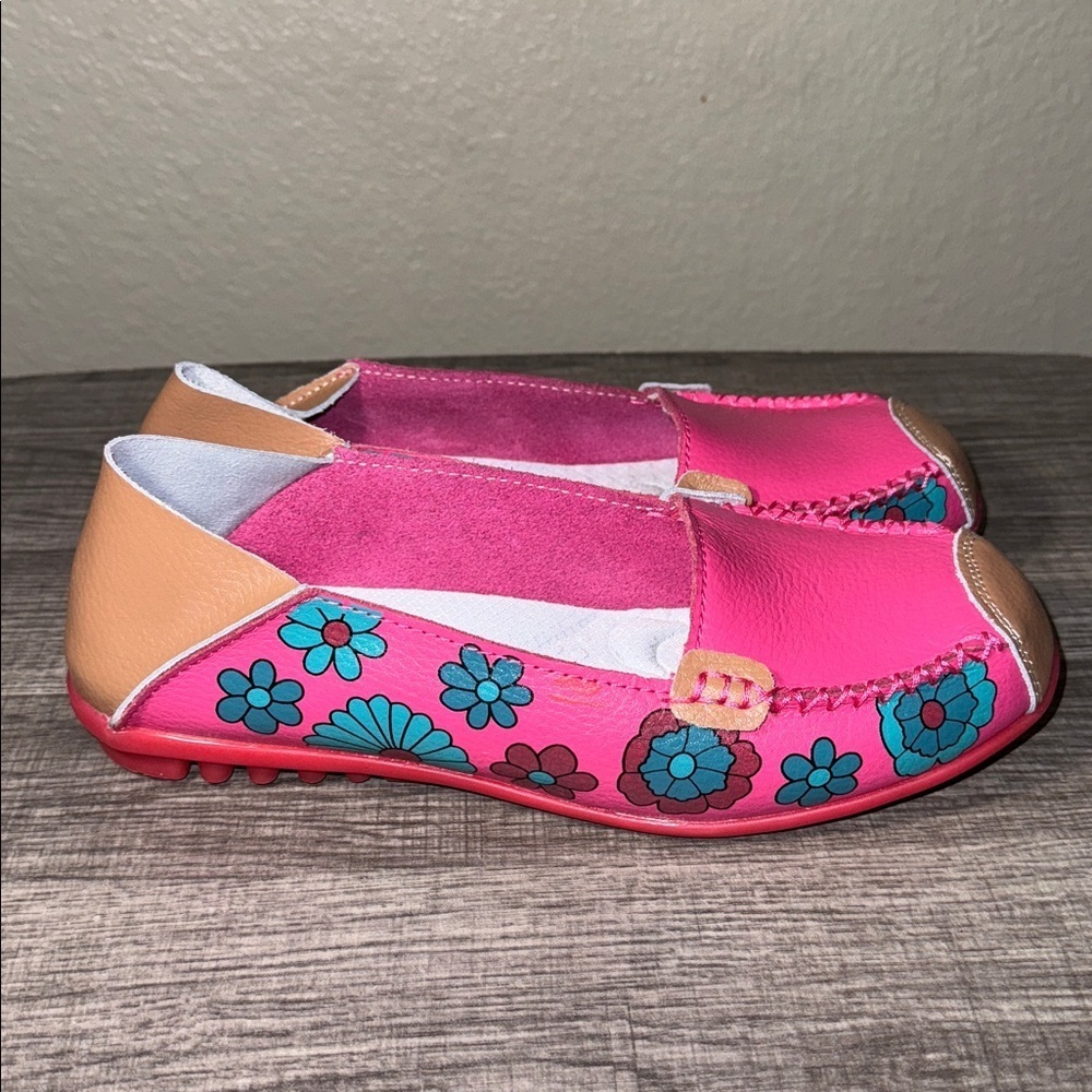 Floral Leather Loafers Women’s 9 Pink Slip On Casual Comfort Flats Artsy - Picture 3 of 9